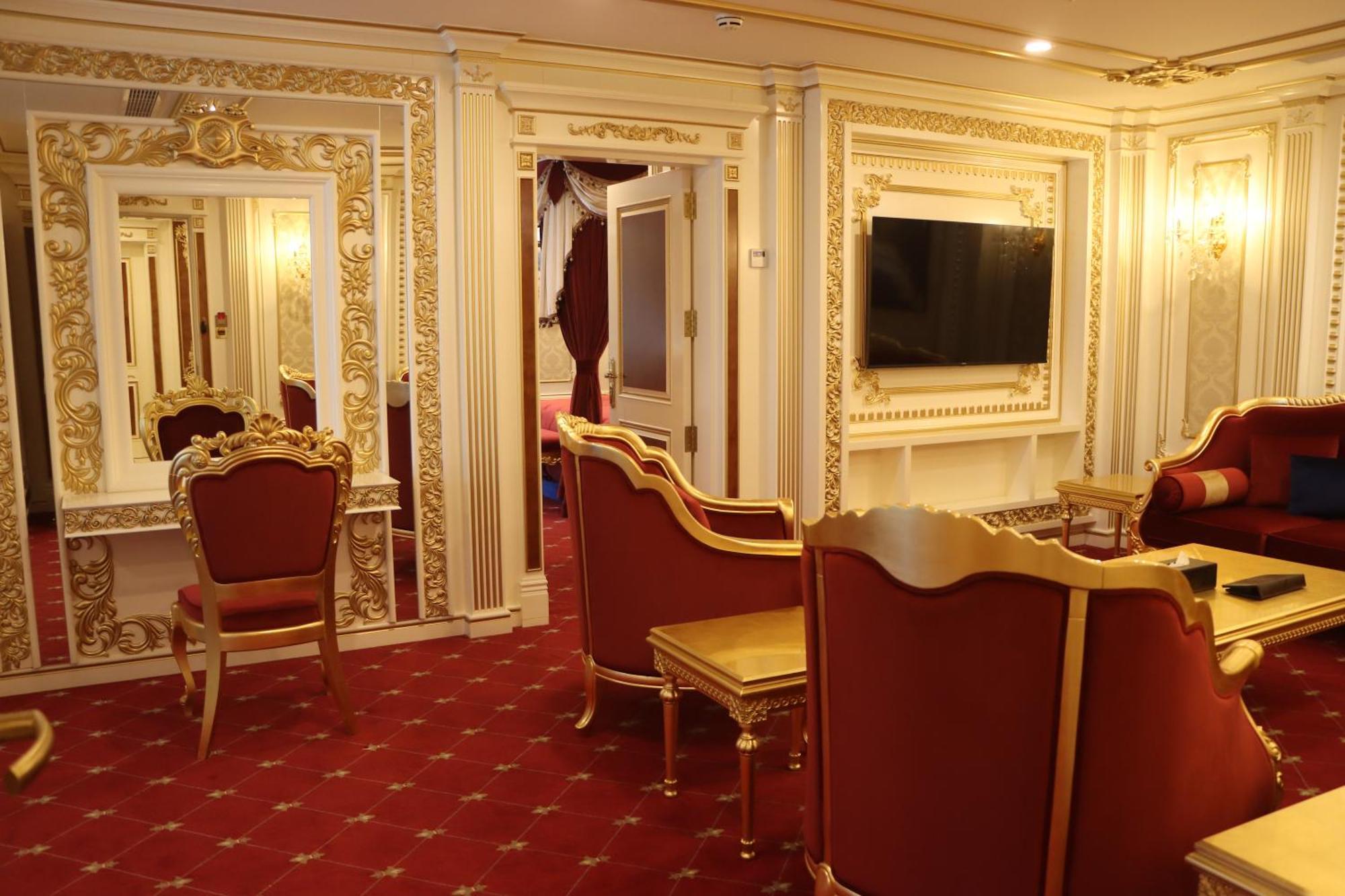 Cristal Erbil Hotel Exterior photo Suite